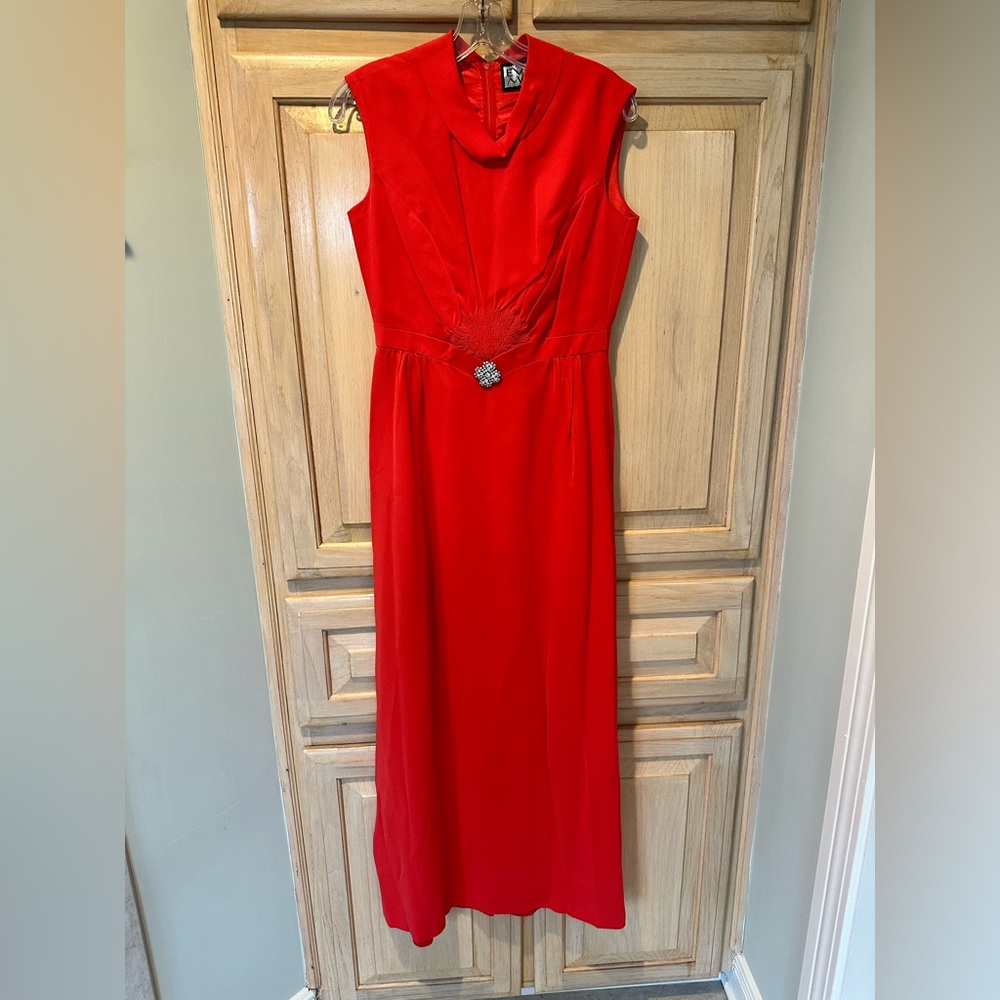 Vintage Evelyn Modell Red Maxi Evening Dress with Embellished Waist